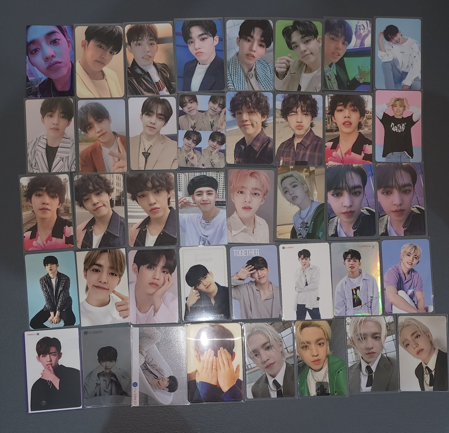 SEVENTEEN PHOTOCARDS (560pcs)