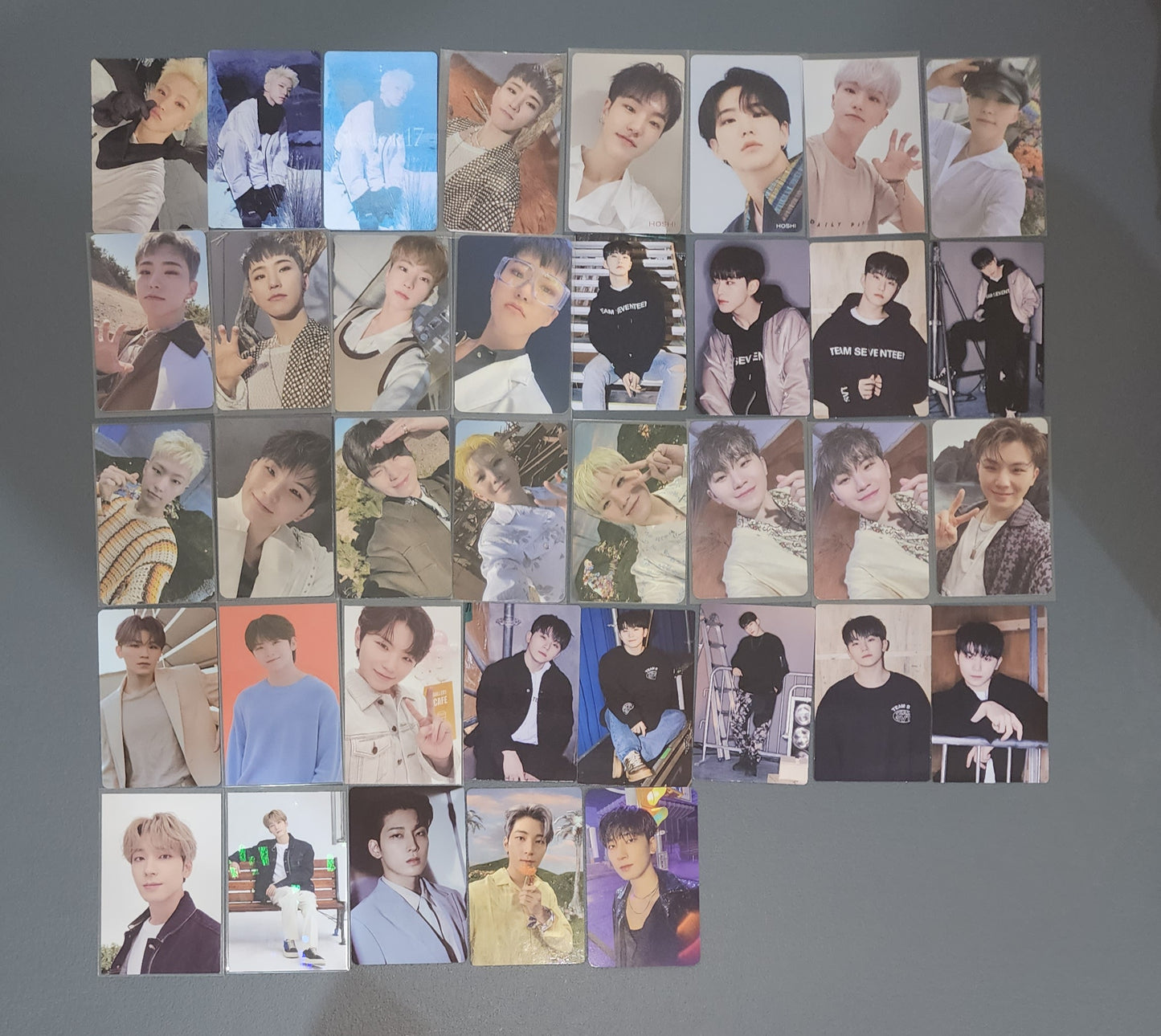 SEVENTEEN PHOTOCARDS (560pcs)